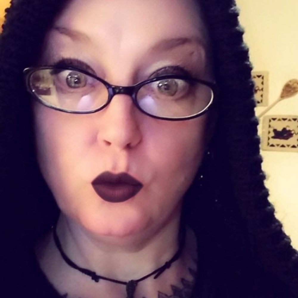 Meet Hopie Makes Things